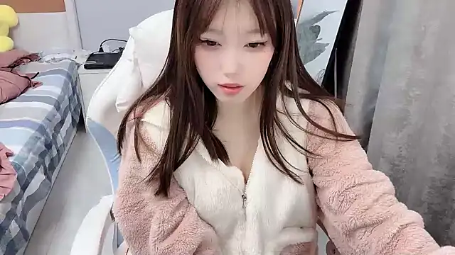 -Mimi online show from December 3, 2024, 7:27 am