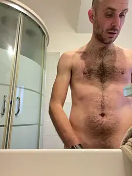 tubfunaske online show from December 21, 2025, 9:11 am