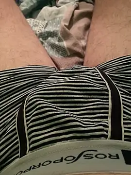 tubfunaske online show from September 30, 2025, 5:52 pm