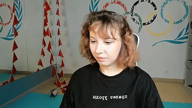 JasmineMilko online show from November 3, 2025, 5:12 am