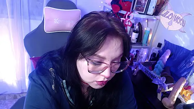 LiloMoon69 online show from February 17, 2025, 3:15 am