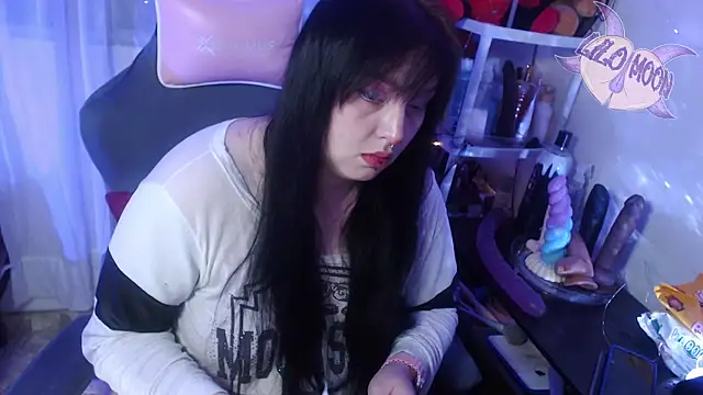 LiloMoon69 online show from March 3, 2025, 3:27 am