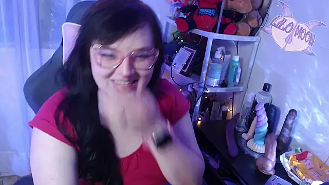 LiloMoon69 online show from February 28, 2025, 4:21 am