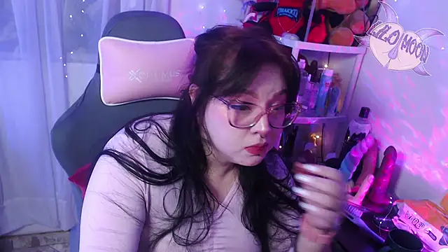 LiloMoon69 online show from March 20, 2025, 3:45 am