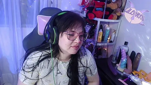 LiloMoon69 online show from March 2, 2025, 6:37 am