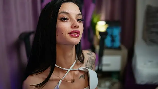 RachelRave online show from March 20, 2025, 11:45 pm