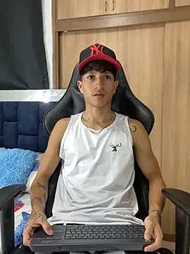  CamiloBass online show from February 27, 2026, 1:06 am