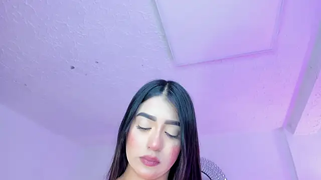 amelie jhons online show from January 24, 2025, 2:18 am