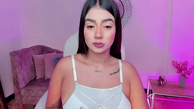 amelie jhons online show from February 3, 2025, 12:25 am