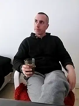 HELL FIRE online show from October 27, 2025, 7:04 pm