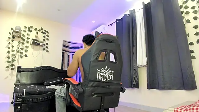 Snapshot of johan_beley_ chatting on September 23, 2025, 2:18 am johan beley online show from September 23, 2025, 2:18 am