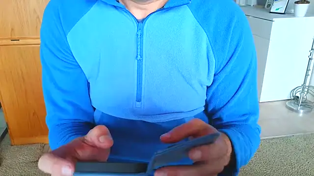 costanza7070 online show from February 15, 2026, 10:52 pm