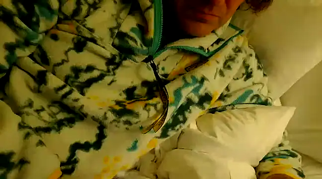 Snapshot of costanza7070 chatting on March 13, 2025, 5:43 am costanza7070 online show from March 13, 2025, 5:43 am
