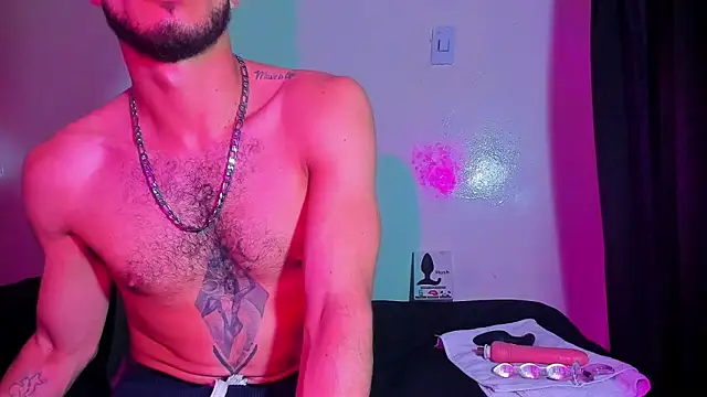 Piggy Eddy online show from March 4, 2026, 2:52 am