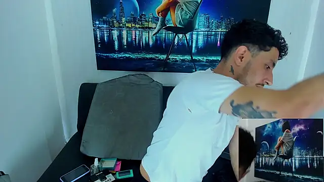 Piggy Eddy online show from September 19, 2025, 8:46 pm