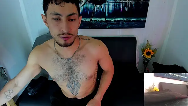 Piggy Eddy online show from September 26, 2025, 9:43 pm