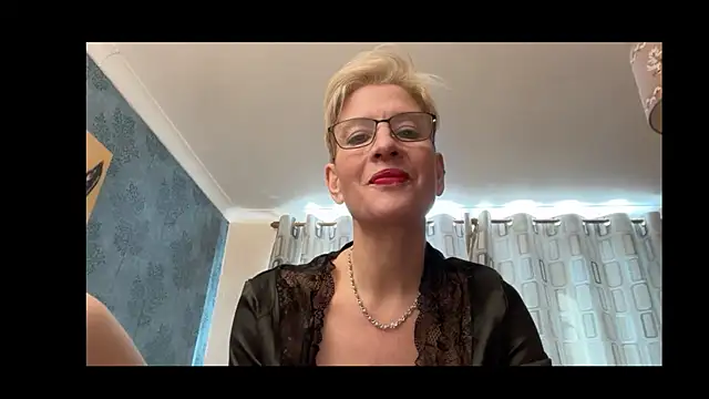 JennyHazel1 online show from February 25, 2026, 11:54 am