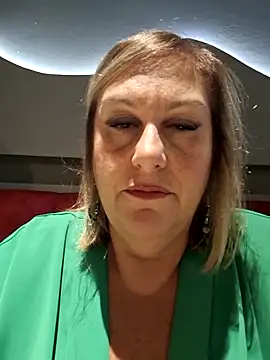 Snapshot of Mara-24 chatting on October 9, 2025, 7:47 pm Mara-24 online show from October 9, 2025, 7:47 pm