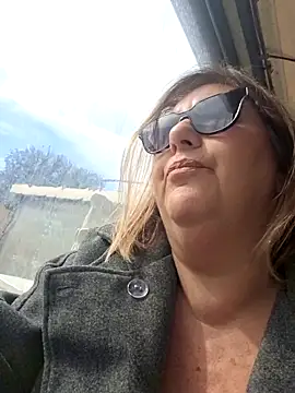 Snapshot of Mara-24 chatting on February 20, 2026, 10:28 am Mara-24 online show from February 20, 2026, 10:28 am