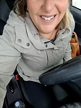 Snapshot of Mara-24 chatting on October 4, 2025, 7:21 am Mara-24 online show from October 4, 2025, 7:21 am