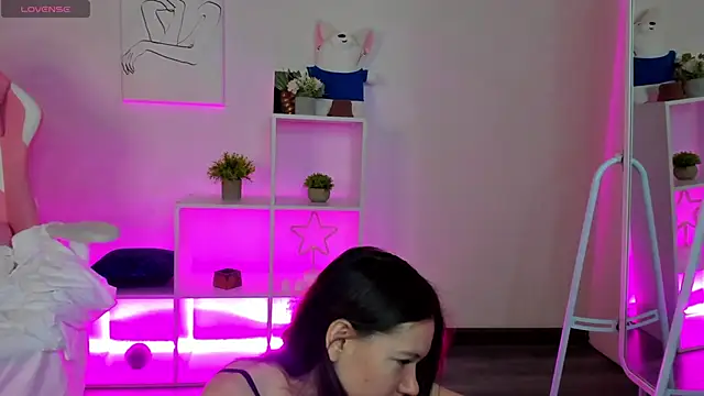 Nicole Charm online show from January 10, 2025, 12:49 am