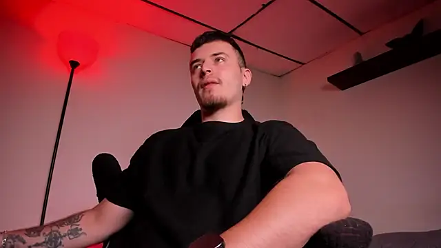 james connor2 online show from February 19, 2026, 6:38 pm