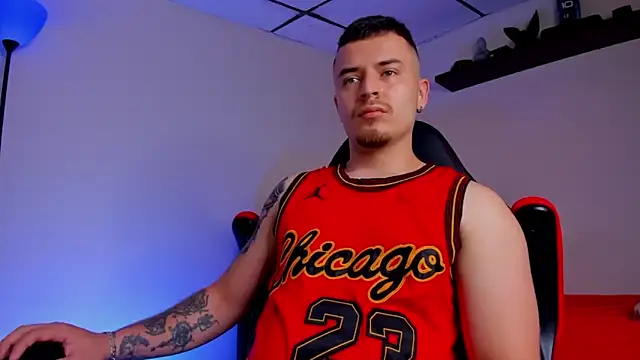 Snapshot of james_connor2 chatting on September 18, 2025, 6:44 pm james connor2 online show from September 18, 2025, 6:44 pm