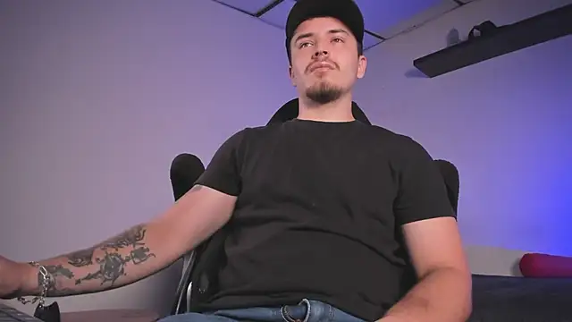 james connor2 online show from May 30, 2026, 6:46 pm