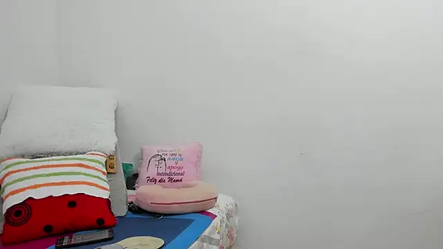 GatitaSexy Hotwet4u online show from October 29, 2025, 7:02 pm