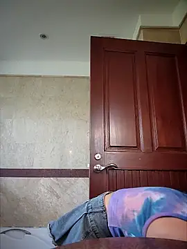 Izabella Bella online show from March 19, 2026, 6:57 am