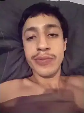 Snapshot of Gibbzmx chatting on October 24, 2025, 2:10 am Gibbzmx online show from October 24, 2025, 2:10 am