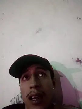 Snapshot of Gibbzmx chatting on October 8, 2025, 6:52 pm Gibbzmx online show from October 8, 2025, 6:52 pm