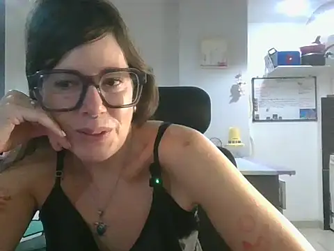 Calentandote online show from April 16, 2026, 10:49 am