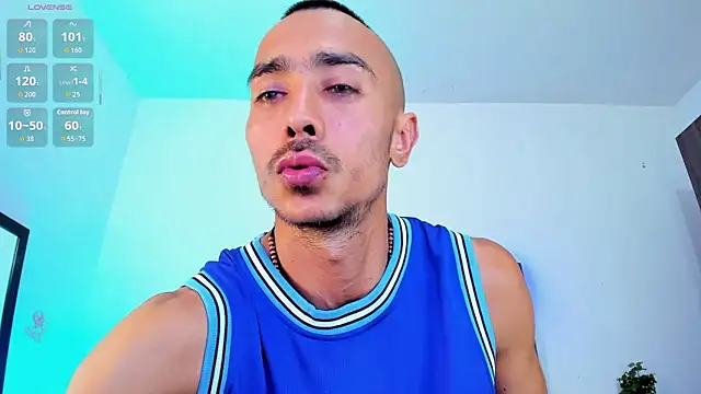 steven hott8 online show from November 16, 2025, 8:35 pm