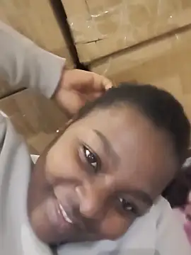 Snapshot of Yours_faithfully1 chatting on March 3, 2026, 5:42 pm Yours faithfully1 online show from March 3, 2026, 5:42 pm