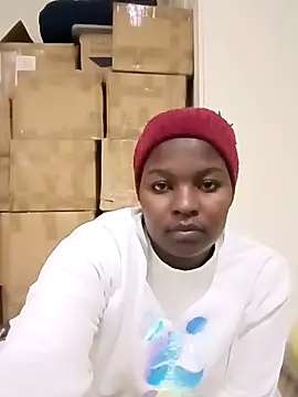 Snapshot of Yours_faithfully1 chatting on December 16, 2025, 11:25 am Yours faithfully1 online show from December 16, 2025, 11:25 am