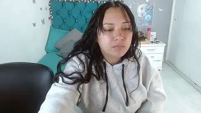 wandafuckass online show from October 17, 2025, 2:08 pm