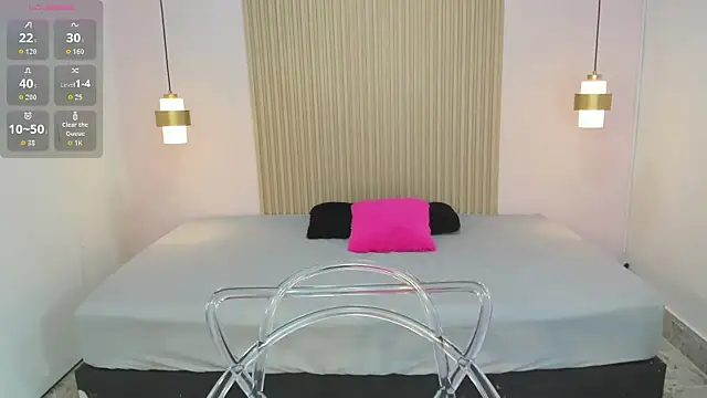 Snapshot of AliceRoss0 chatting on February 4, 2026, 6:58 pm AliceRoss0 online show from February 4, 2026, 6:58 pm