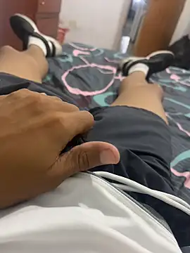 Snapshot of pideloquequieras2024 chatting on December 6, 2024, 10:46 pm pideloquequieras2024 online show from December 6, 2024, 10:46 pm