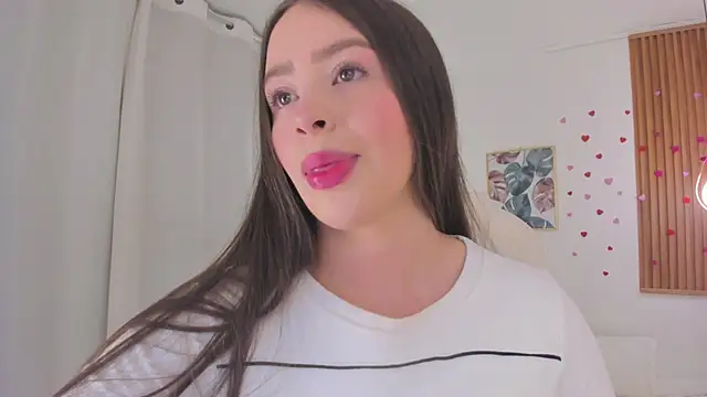 TiffanyWright online show from February 19, 2026, 1:19 pm