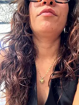 Snapshot of ValeriEvan chatting on September 19, 2025, 8:02 pm ValeriEvan online show from September 19, 2025, 8:02 pm