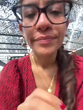 ValeriEvan online show from February 26, 2026, 8:20 pm