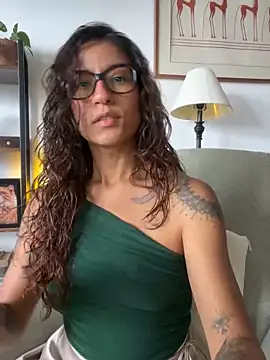 ValeriEvan online show from June 3, 2026, 6:56 pm