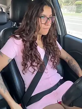 ValeriEvan online show from April 4, 2026, 2:45 pm