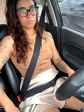 Snapshot of ValeriEvan chatting on October 29, 2025, 8:19 pm ValeriEvan online show from October 29, 2025, 8:19 pm