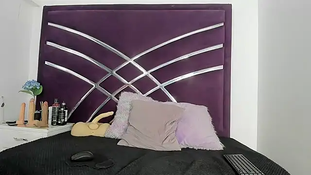 Snapshot of MaiteHT chatting on September 21, 2025, 10:59 pm MaiteHT online show from September 21, 2025, 10:59 pm