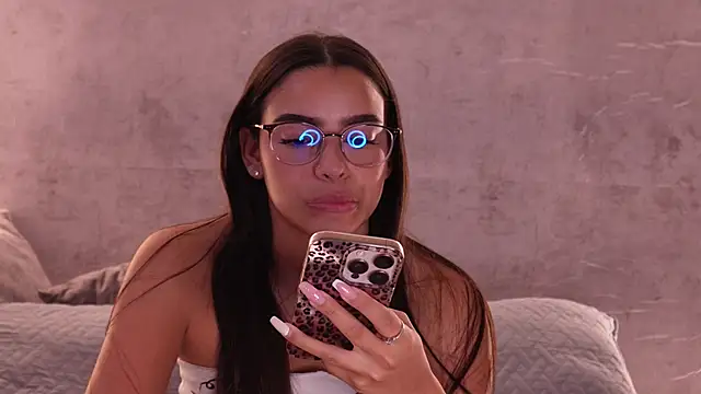 Snapshot of Nicky_and_Blake chatting on February 2, 2026, 4:17 pm Nicky and Blake online show from February 2, 2026, 4:17 pm