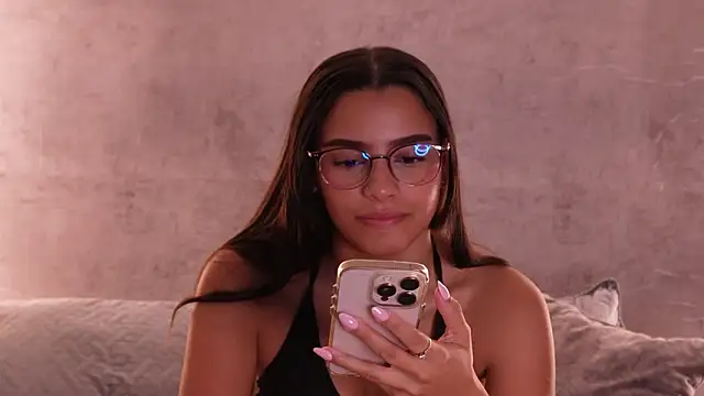 Snapshot of Nicky_and_Blake chatting on February 10, 2026, 3:00 pm Nicky and Blake online show from February 10, 2026, 3:00 pm