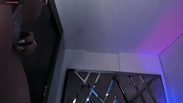 Snapshot of samaay07_ chatting on October 27, 2025, 4:02 am samaay07  online show from October 27, 2025, 4:02 am