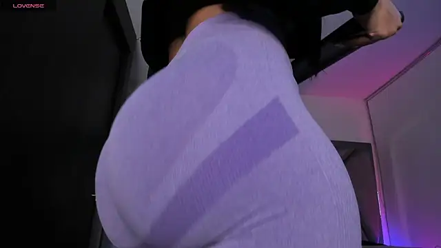 Snapshot of samaay07_ chatting on October 23, 2025, 4:00 am samaay07  online show from October 23, 2025, 4:00 am